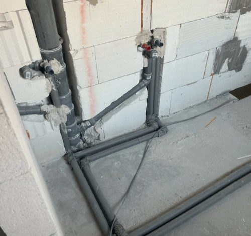 Ukázka výměny odpadů a rozvodů vody